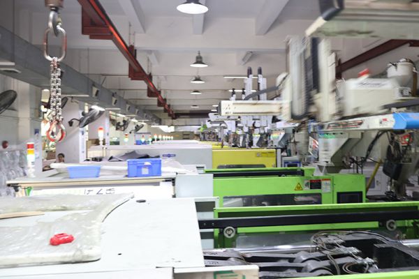 Injection molding process: steps, elements and continuous optimization guidelines