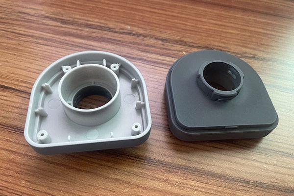 What is a plastic mold?